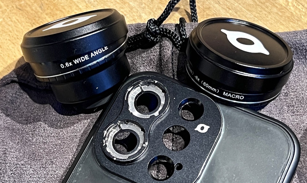 Smartphone with camera lens