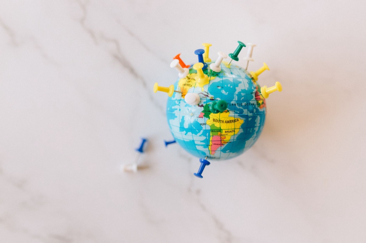 schermo di dashboard con dati di iscrizione globale per un canale YouTube australiano